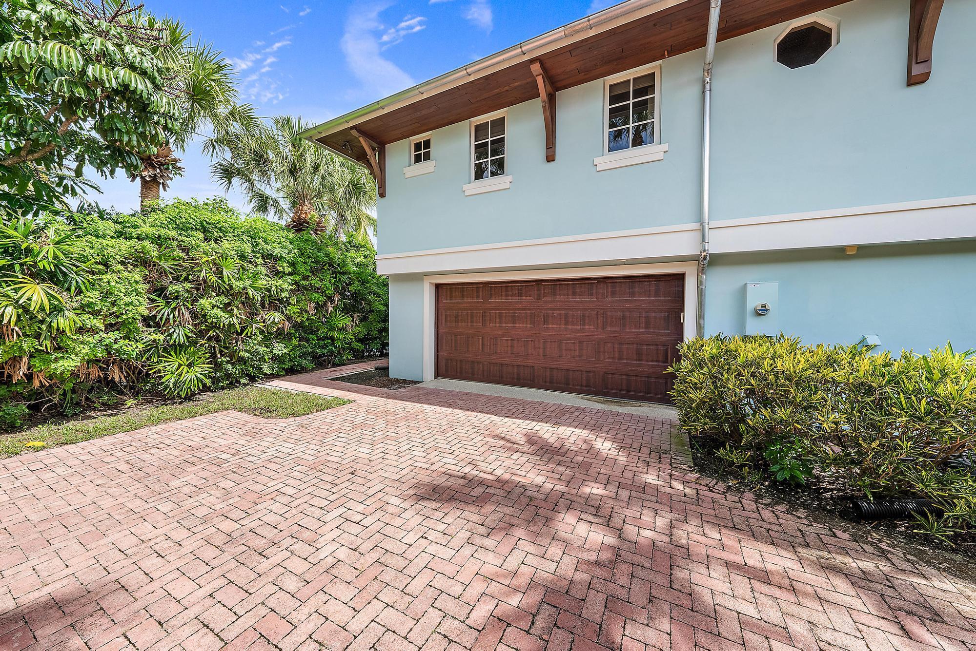 JUPITER INLET BEACH COLON - Residential