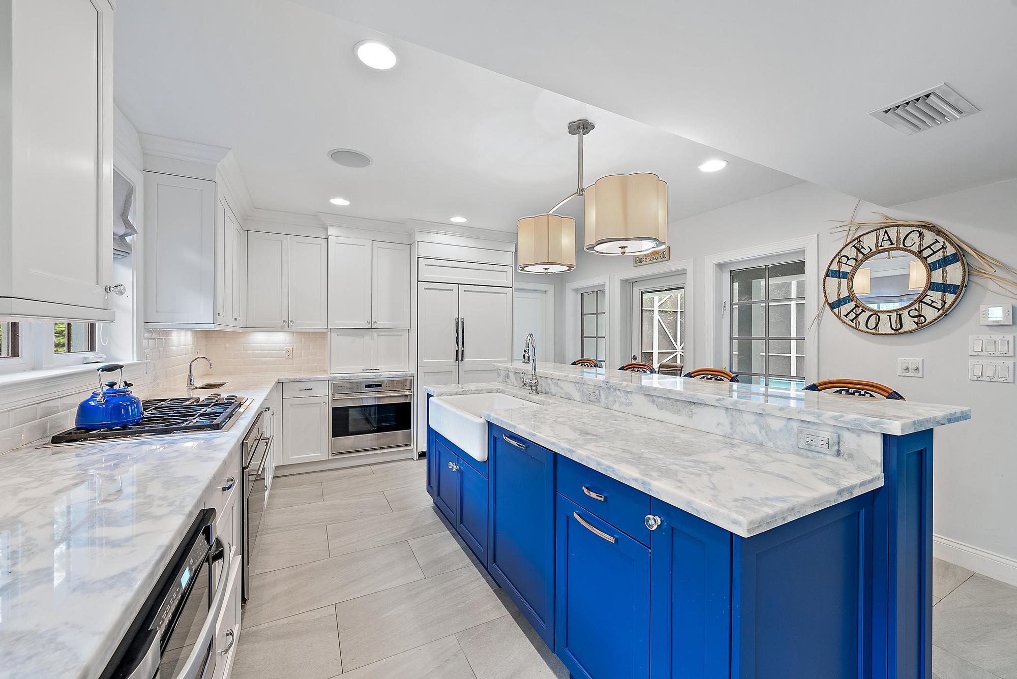 JUPITER INLET BEACH COLON - Residential