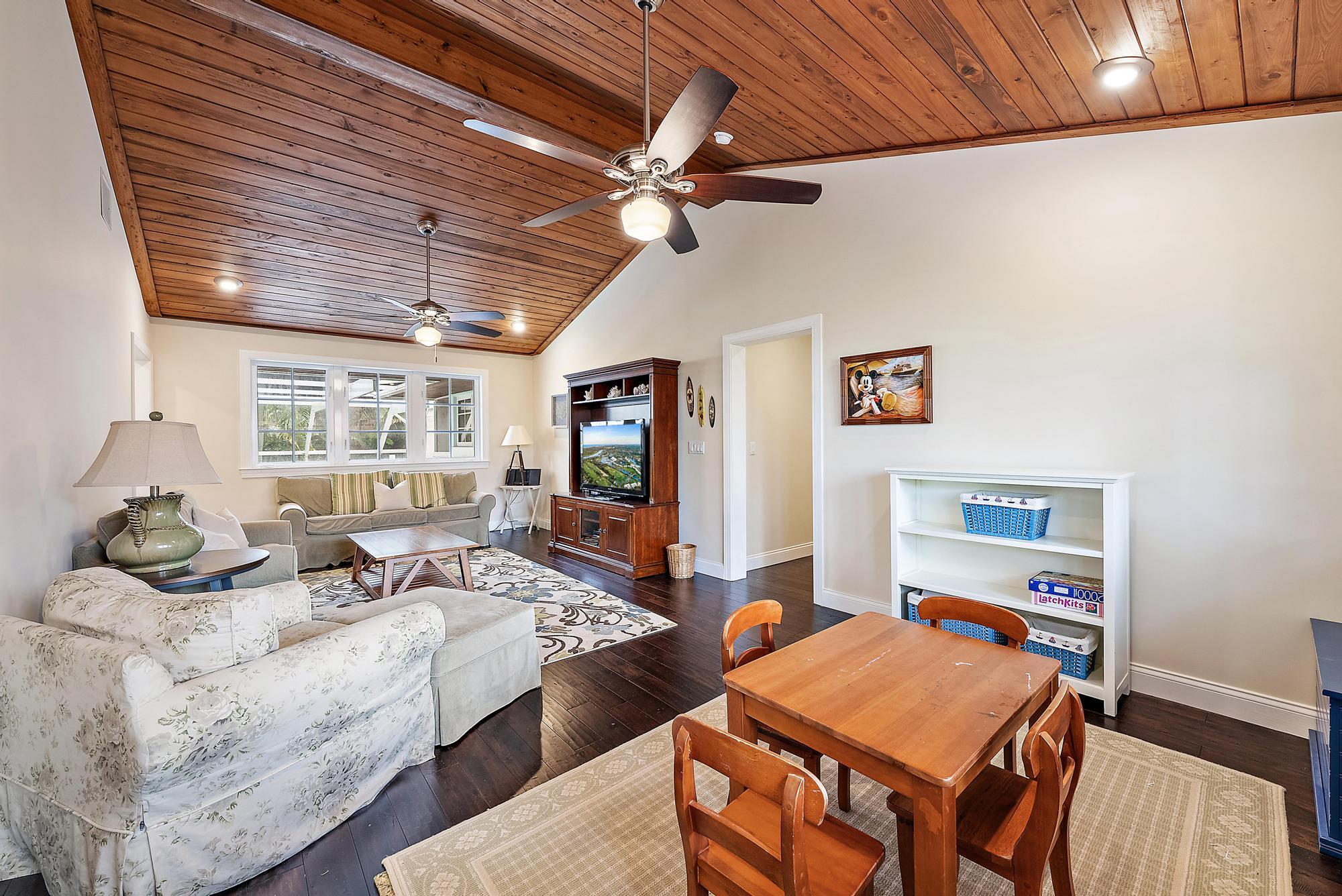 JUPITER INLET BEACH COLONY - Residential
