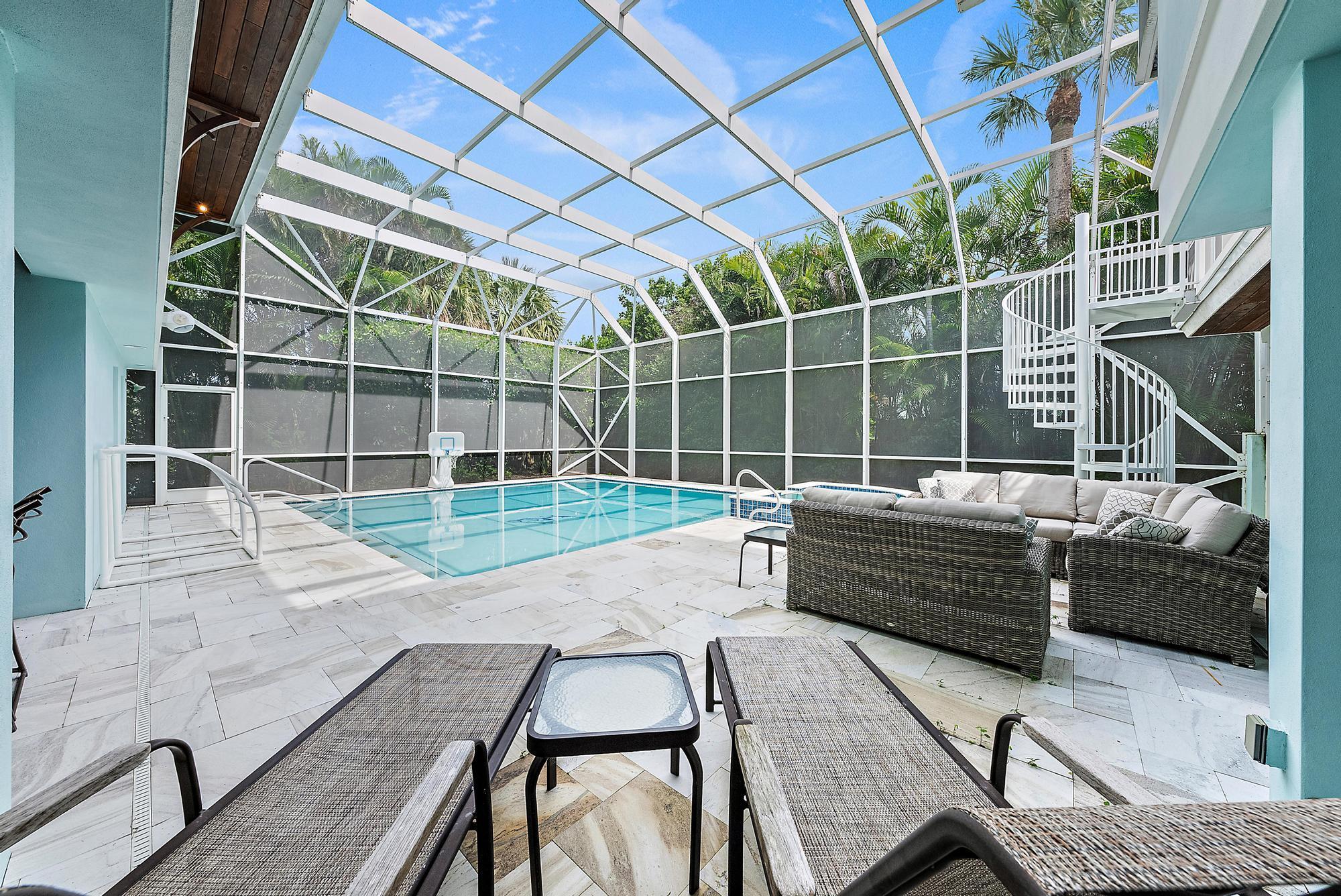 JUPITER INLET BEACH COLON - Residential