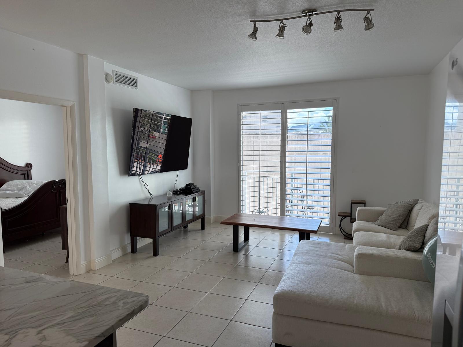 DOWNTOWN DADELAND CONDO N - Residential