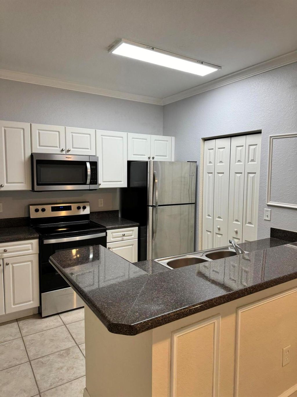 Photo of 386 SE Rogers Court, Stuart, FL 34994 (MLS # R10977124)