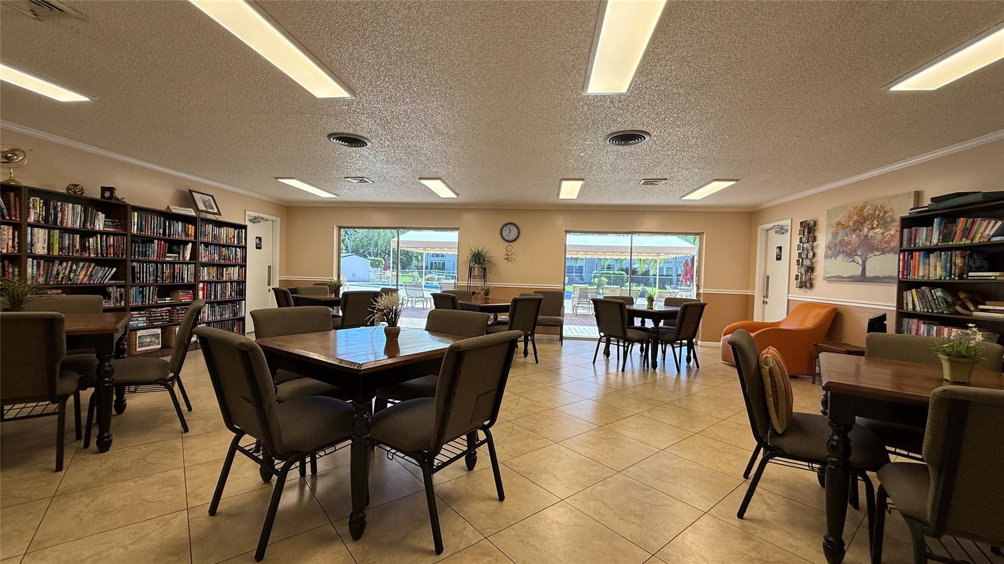 Abbey Village Villages Or - Residential Lease