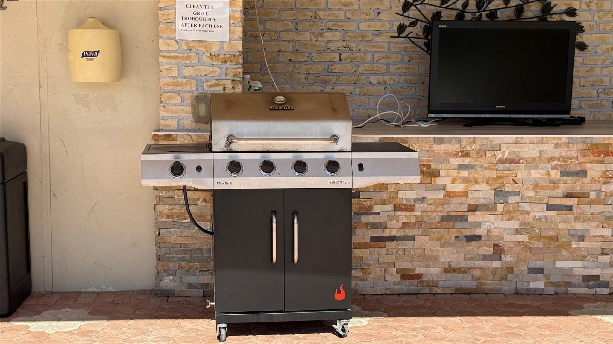 Abbey Village Villages Or - Residential Lease