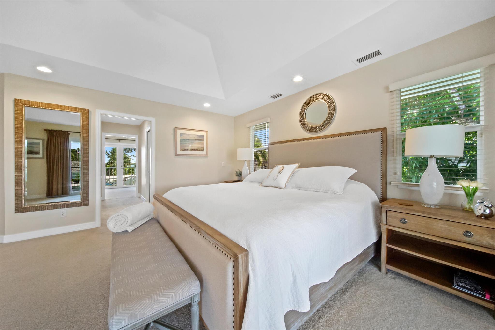 HIGH POINT ISLE - Residential