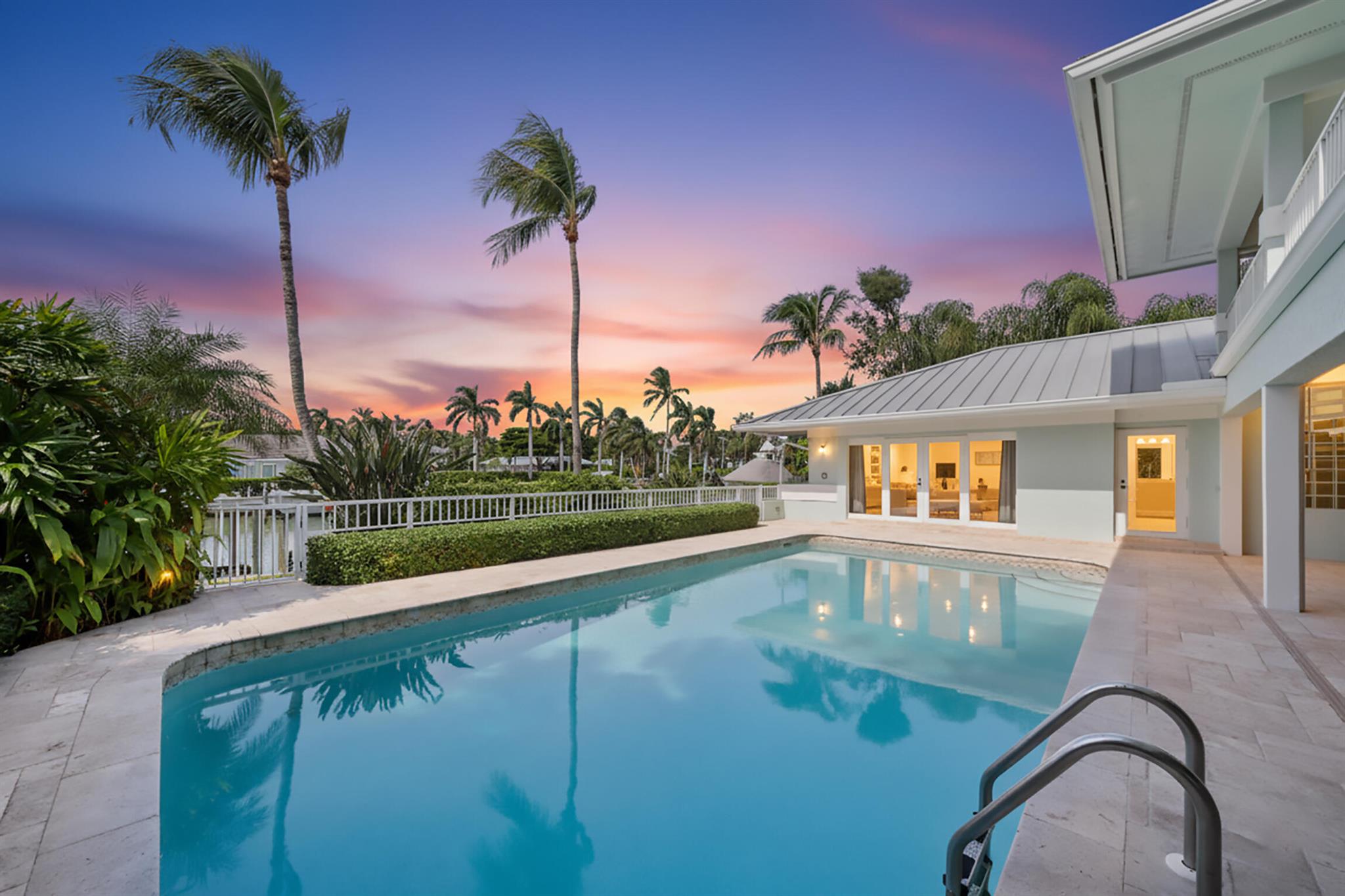 HIGH POINT ISLE - Residential