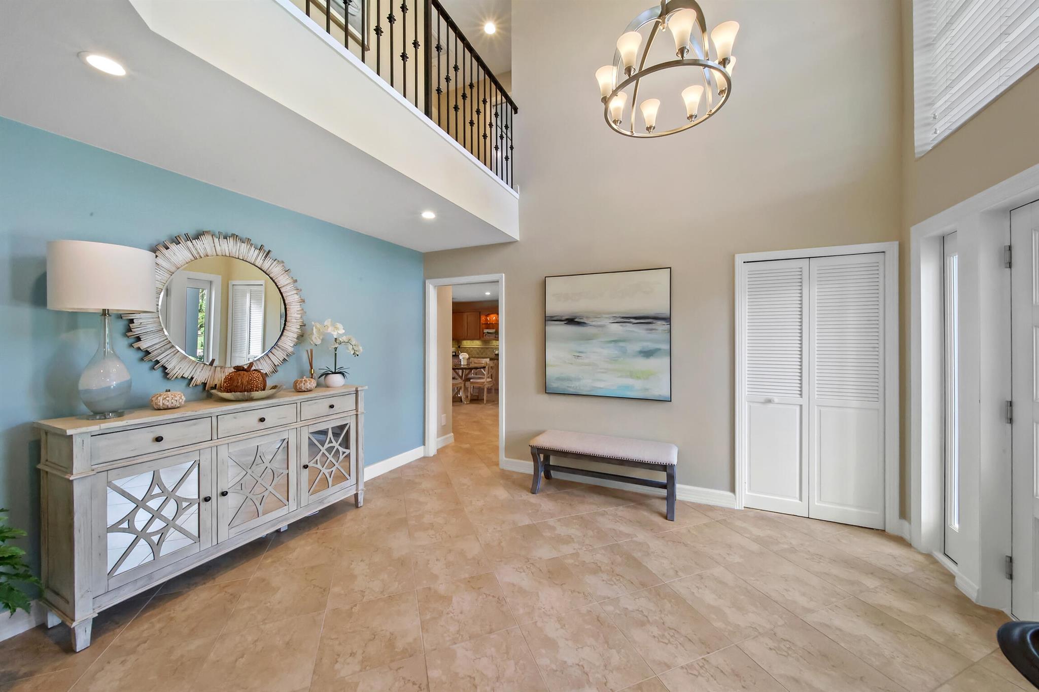 HIGH POINT ISLE - Residential