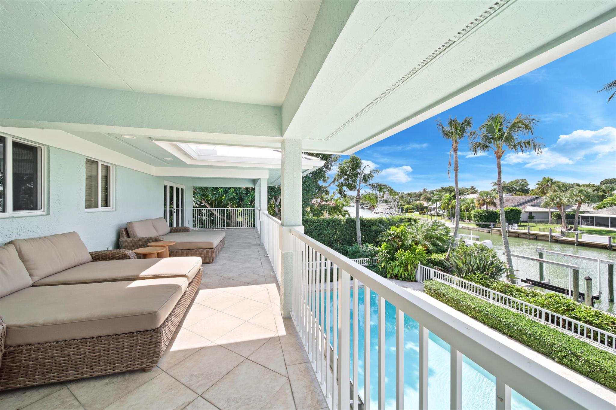 HIGH POINT ISLE - Residential