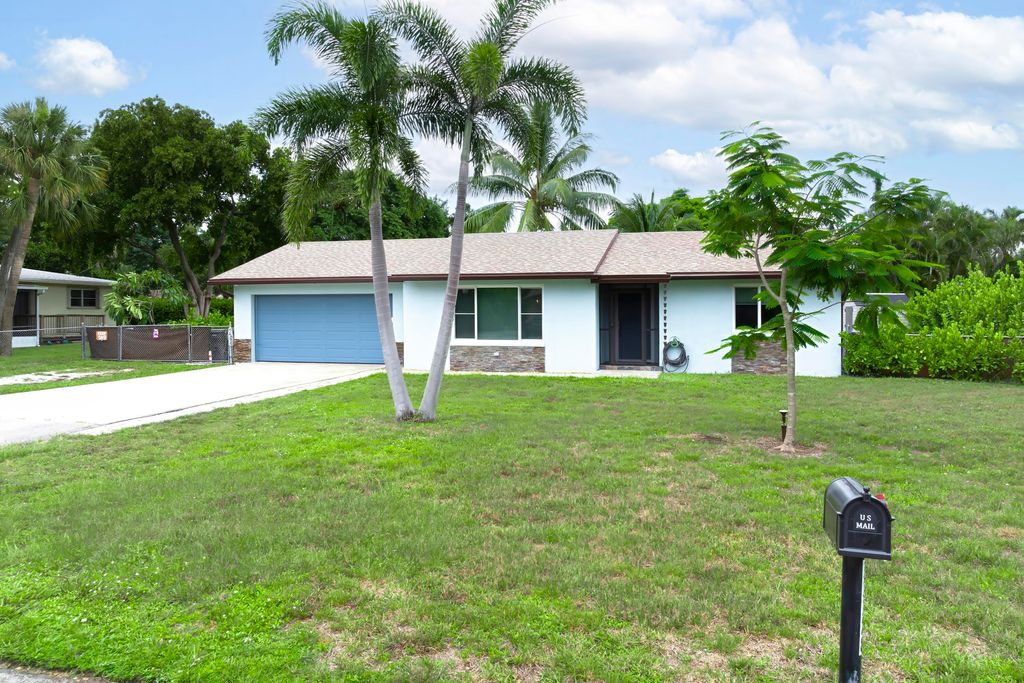Photo of 11128 Monet Terrace, Palm Beach Gardens, FL 33410 (MLS # R11003976)