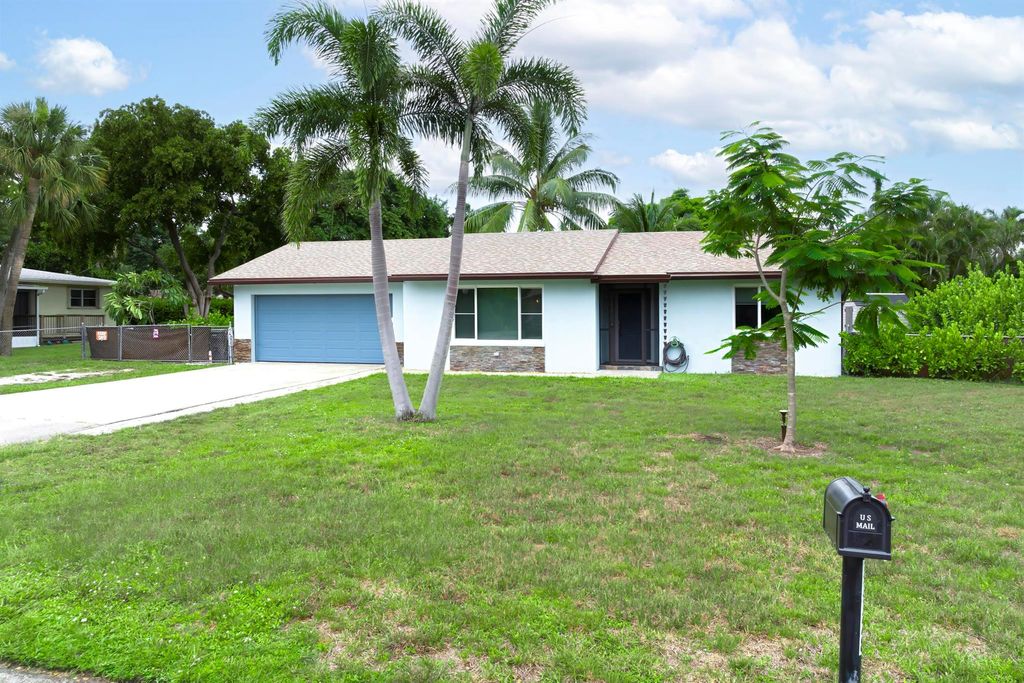 Photo of 11128 Monet Terrace, Palm Beach Gardens, FL 33410 (MLS # R11003976)