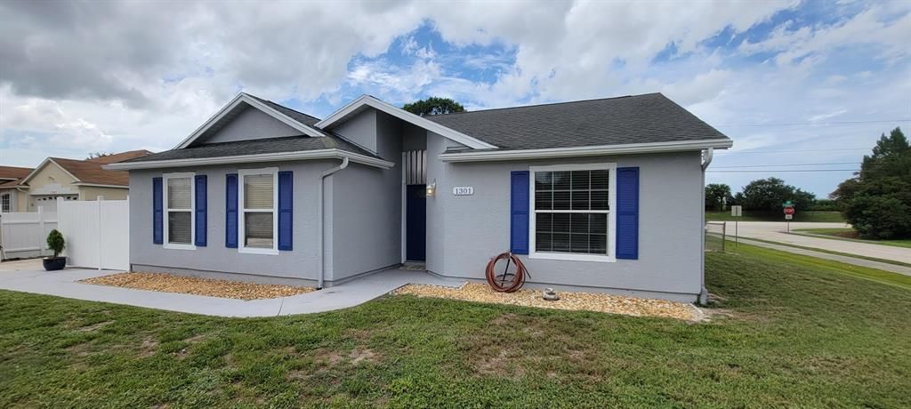 Photo of 1301 SW Janette Avenue, Port Saint Lucie, FL 34953 (MLS # R10724275)