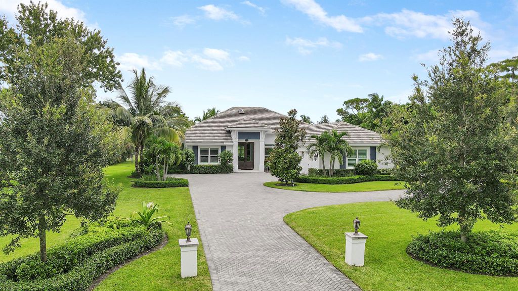 Photo of 5595 Sea Biscuit Road, Palm Beach Gardens, FL 33418 (MLS # R10904852)