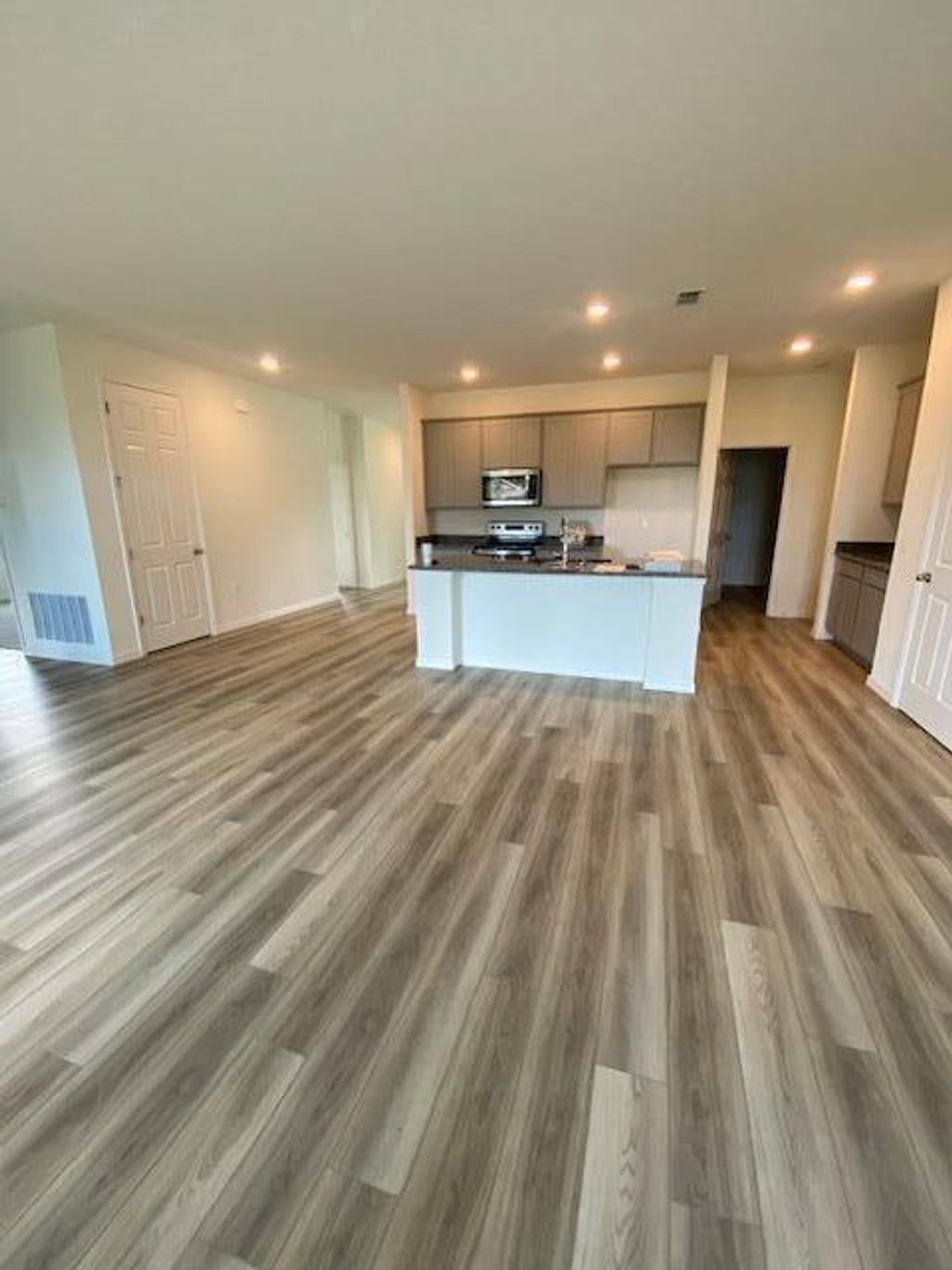 Photo of 483 SE Sunnydale Lane, Port St Lucie, FL 34983 (MLS # R11040818)