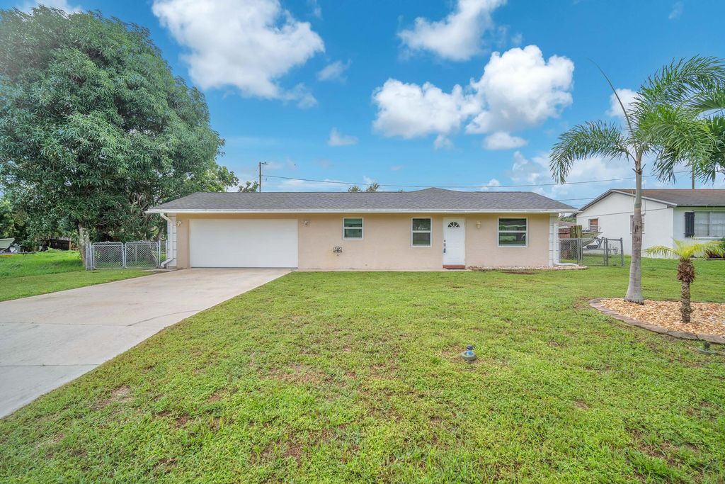 Photo of 3298 Plaza Place, Lake Worth, FL 33462 (MLS # R11131047)
