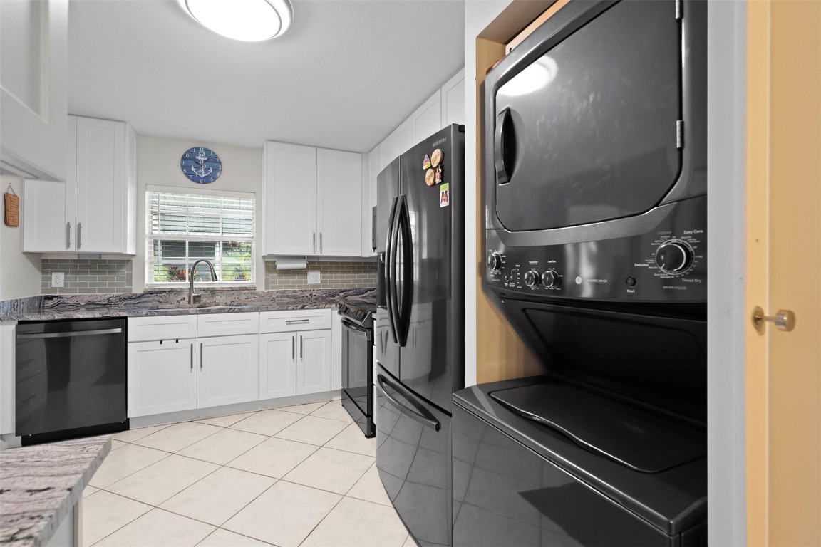 High Point Of Fort Pierce - Residential