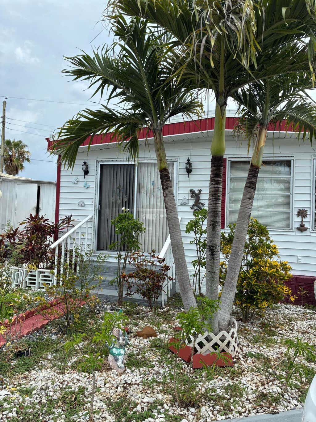 Photo of 8708 SW 16th Street, Davie, FL 33324 (MLS # B26057593)