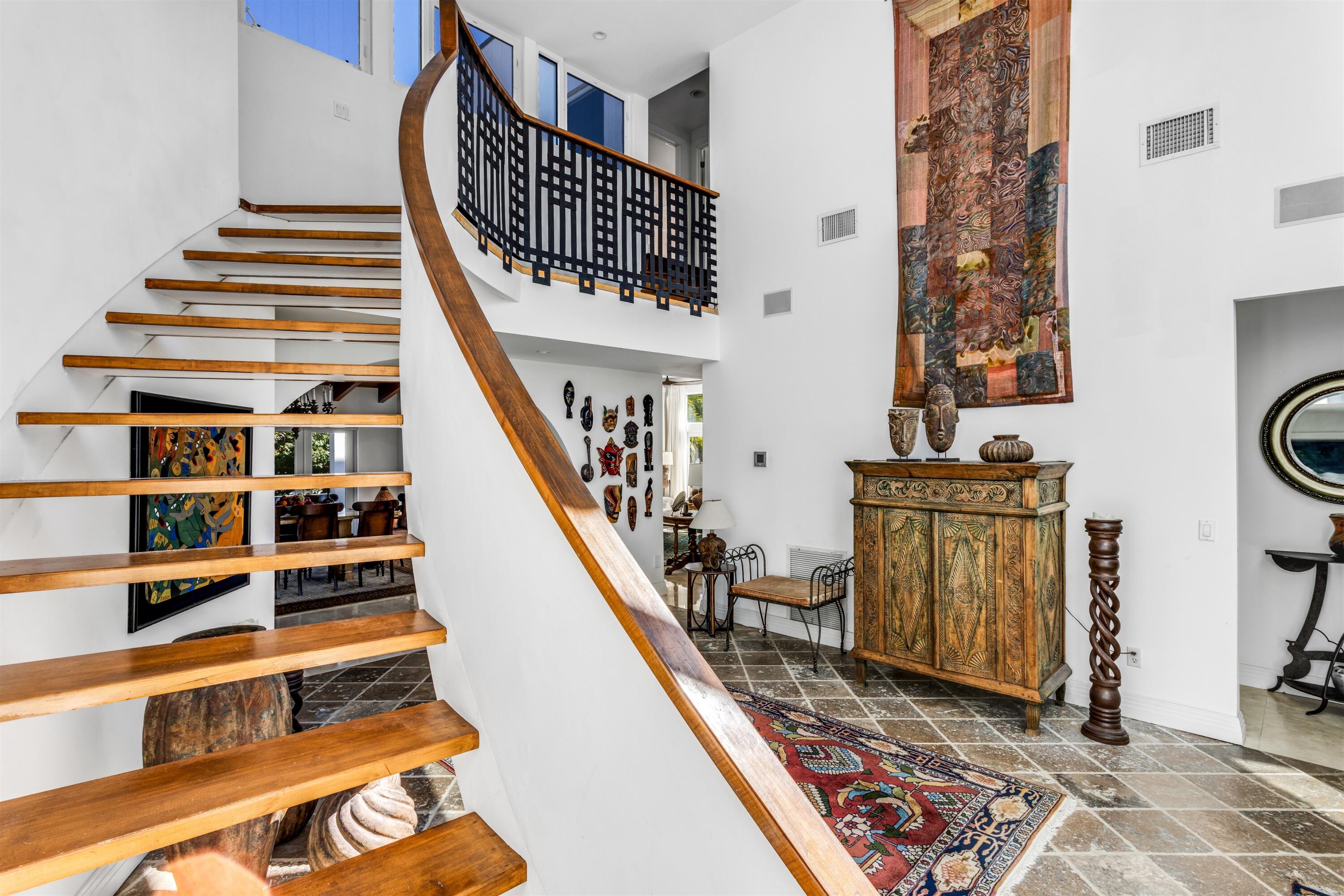 Sun N' Surf - Residential