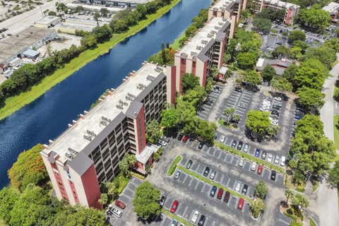 Tiny photo for 2200 S Cypress Bend Drive #707, Pompano Beach, FL 33069 (MLS # B26052558)