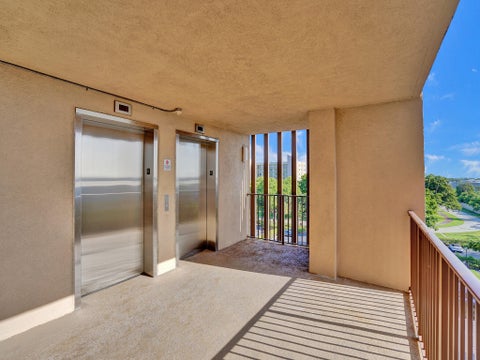 Tiny photo for 2200 S Cypress Bend Drive #707, Pompano Beach, FL 33069 (MLS # B26052558)