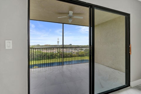 Tiny photo for 2200 S Cypress Bend Drive #707, Pompano Beach, FL 33069 (MLS # B26052558)