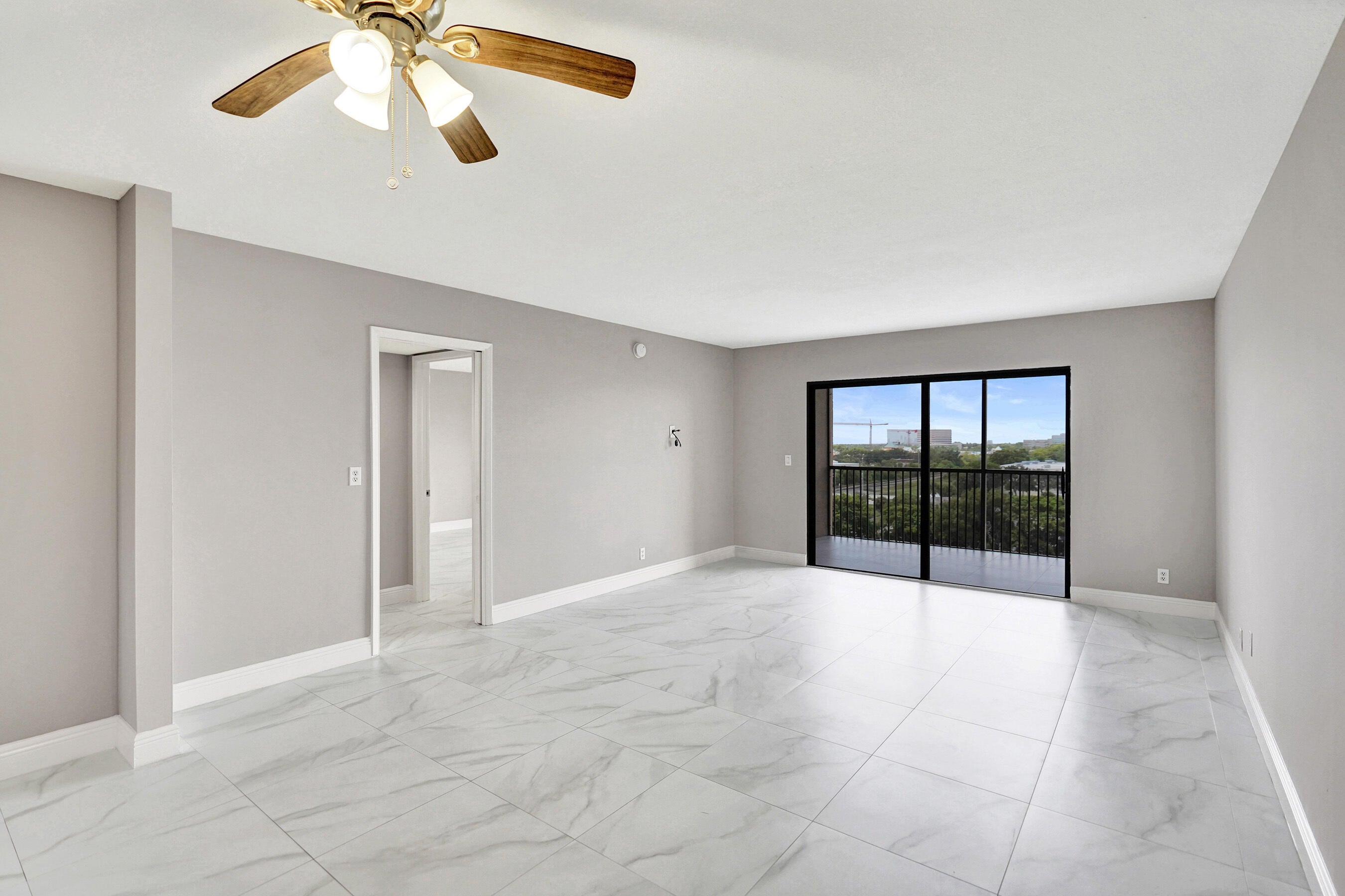 2200 S Cypress Bend Drive 707