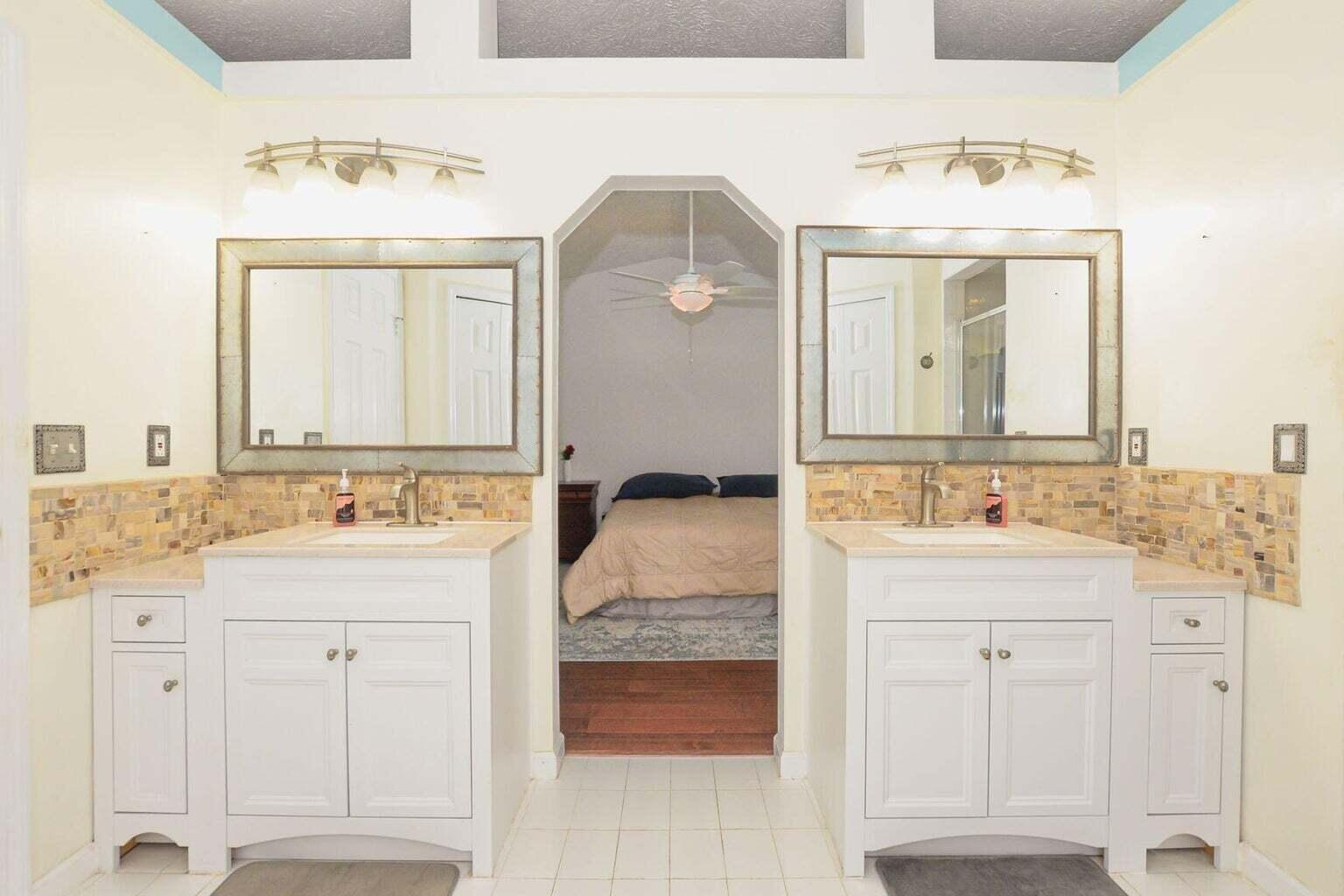 Oleander Pines - Residential