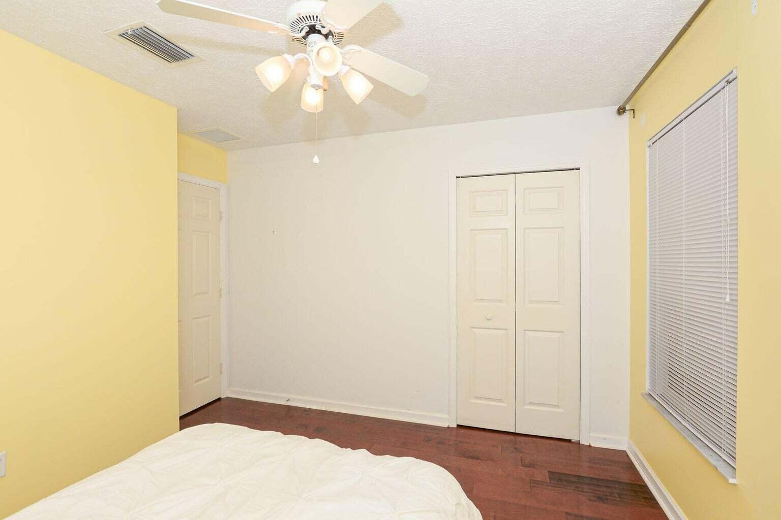 Oleander Pines - Residential