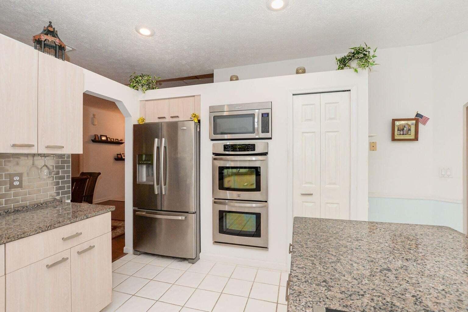 Oleander Pines - Residential