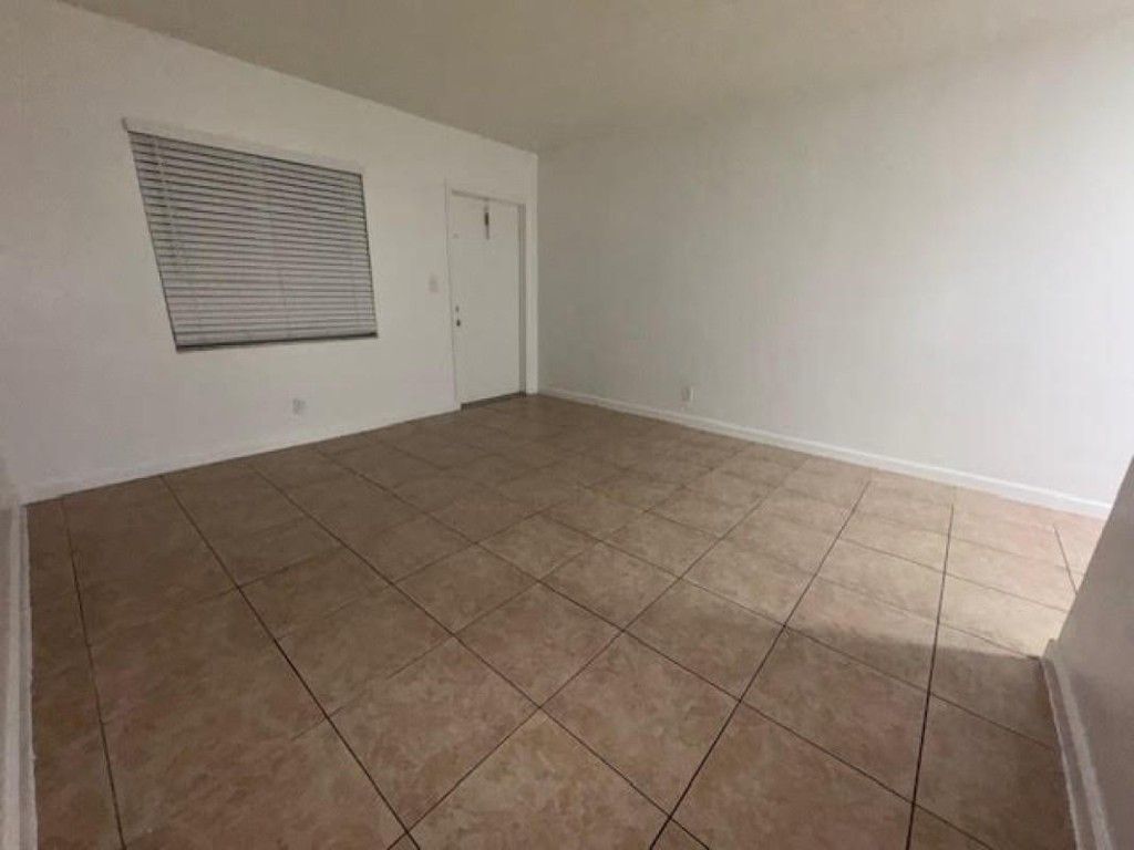 Photo of 75 SW 10th Street #104, Fort Lauderdale, FL 33315 (MLS # F10541998)