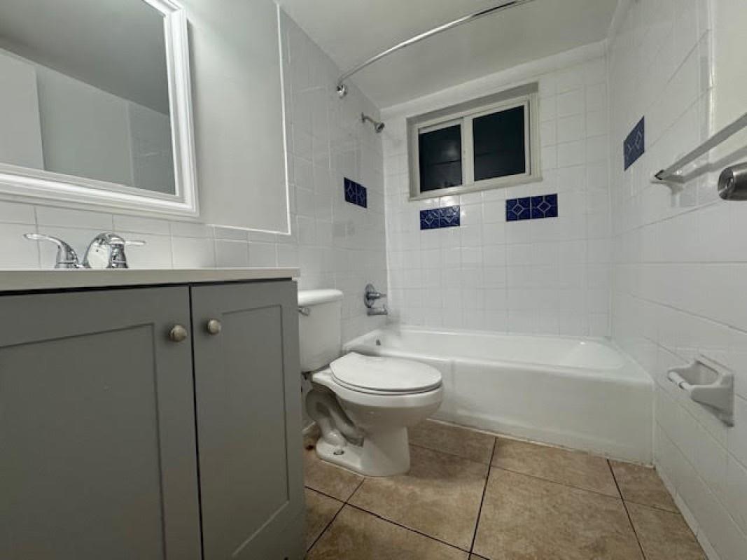 Lauderdale 2-9 D - Residential Lease