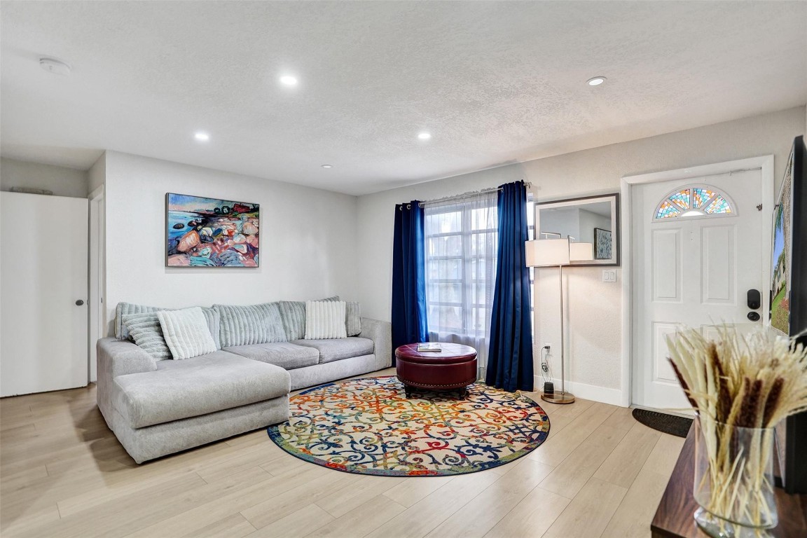 Sunrise Golf Village Sec - Residential