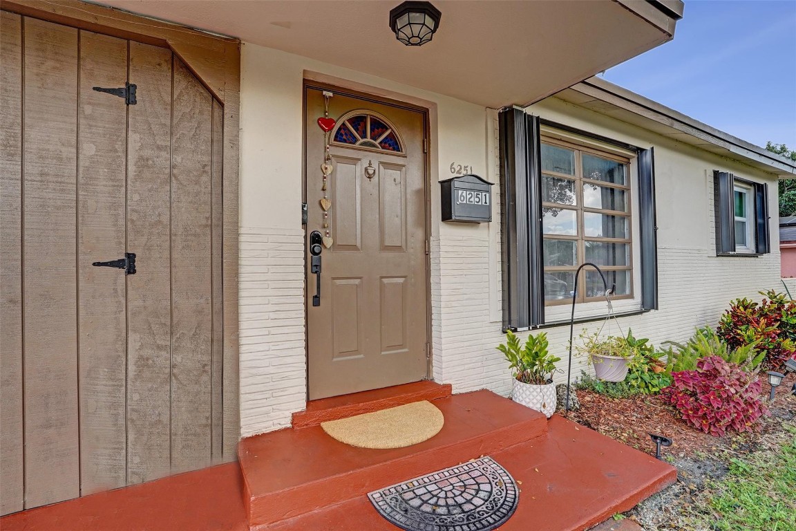 Sunrise Golf Village Sec - Residential