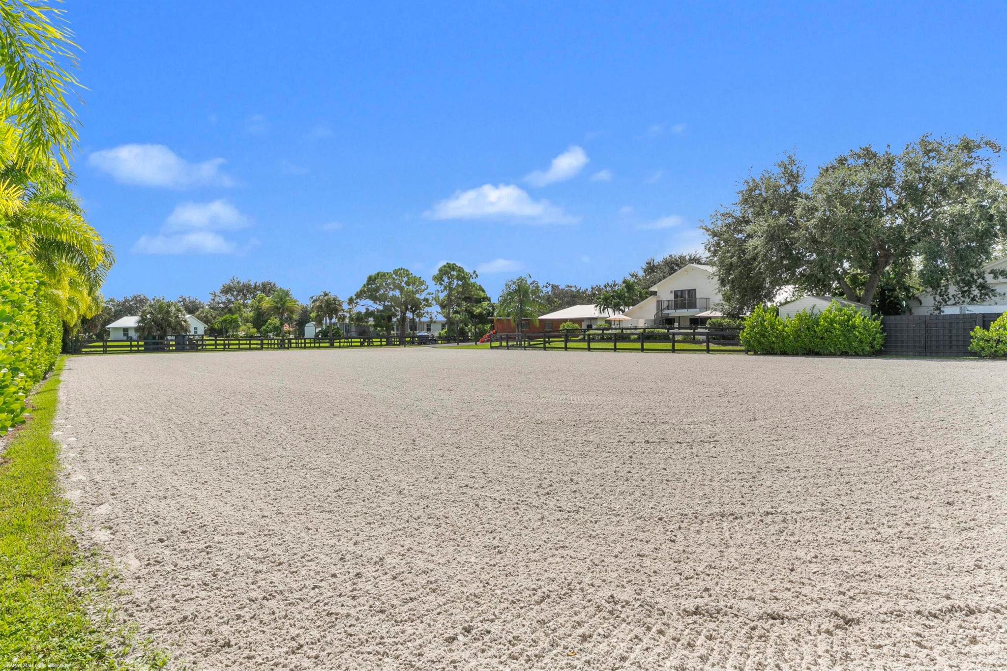 PADDOCK PARK 2 OF WELLING - Residential Lease