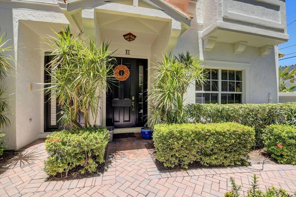 Photo of 295 NE 5th Avenue #31, Delray Beach, FL 33483 (MLS # R11010972)