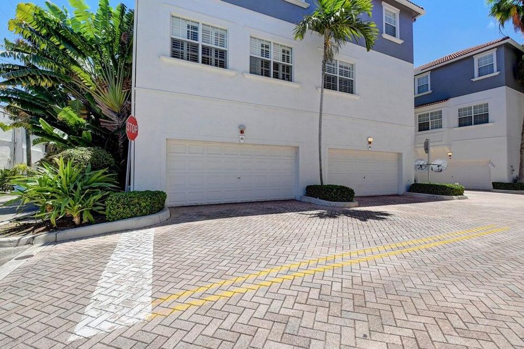 Photo of 295 NE 5th Avenue #31, Delray Beach, FL 33483 (MLS # R11010972)