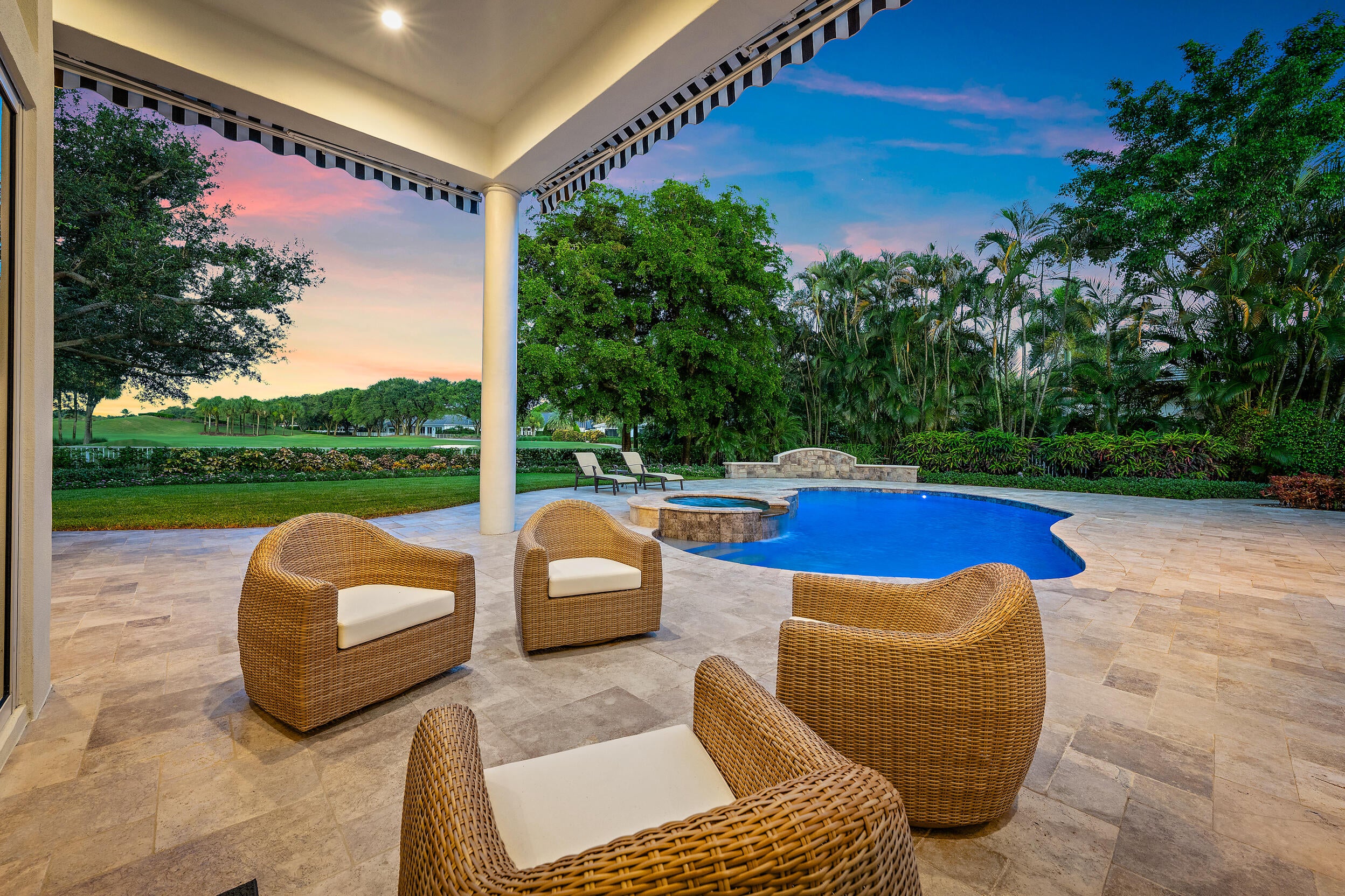 106 Commodore Drive