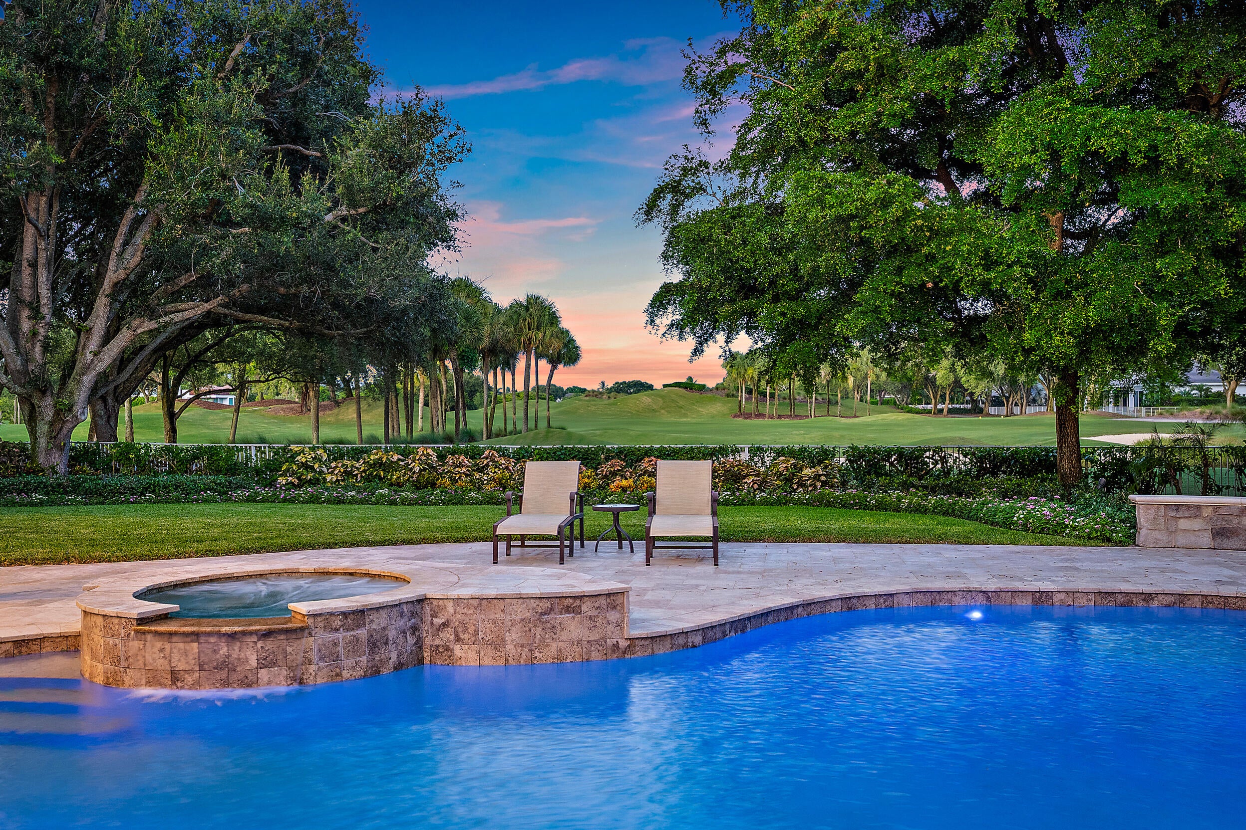 106 Commodore Drive