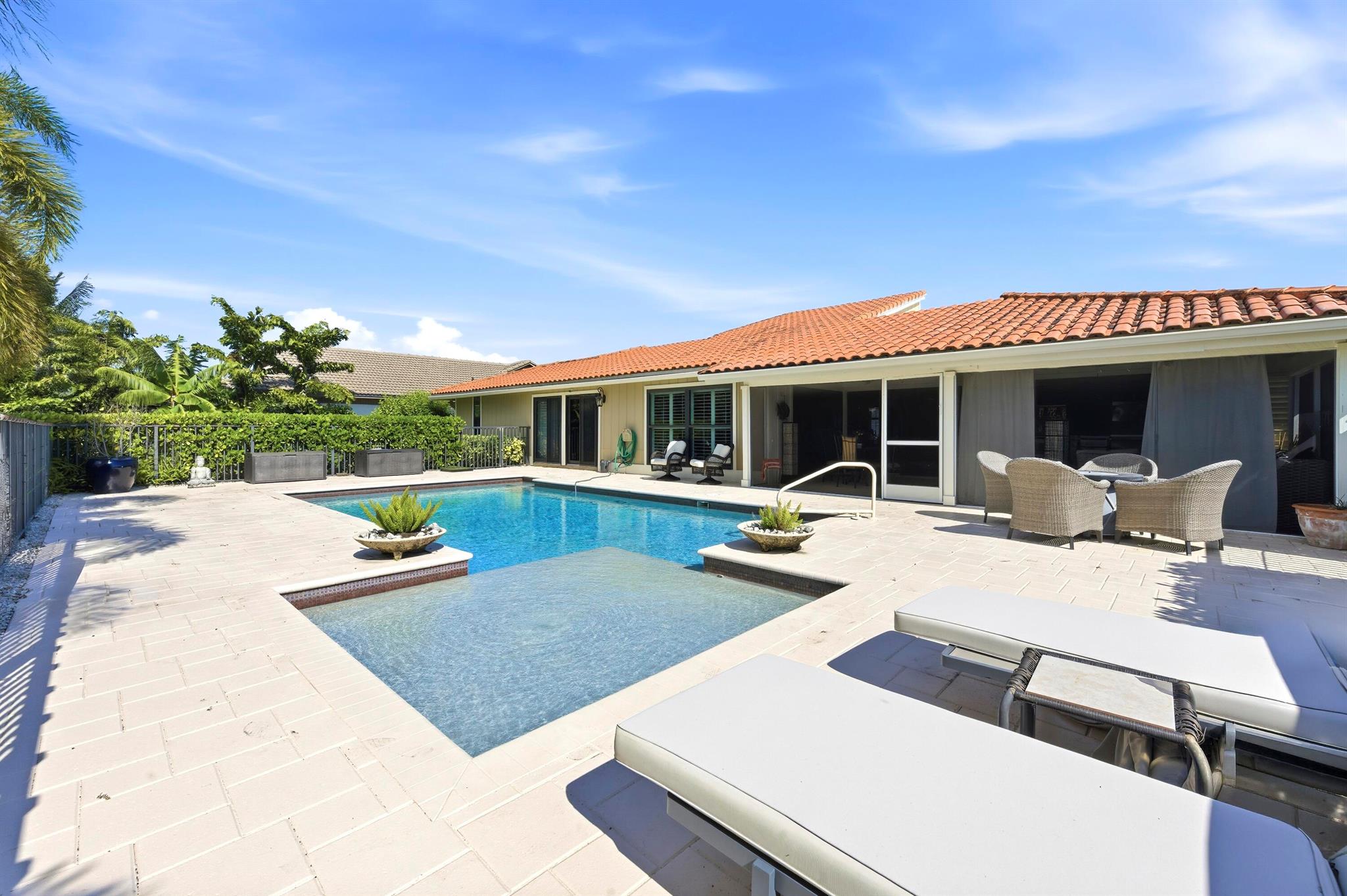 INDIAN SPRING 1 - Residential