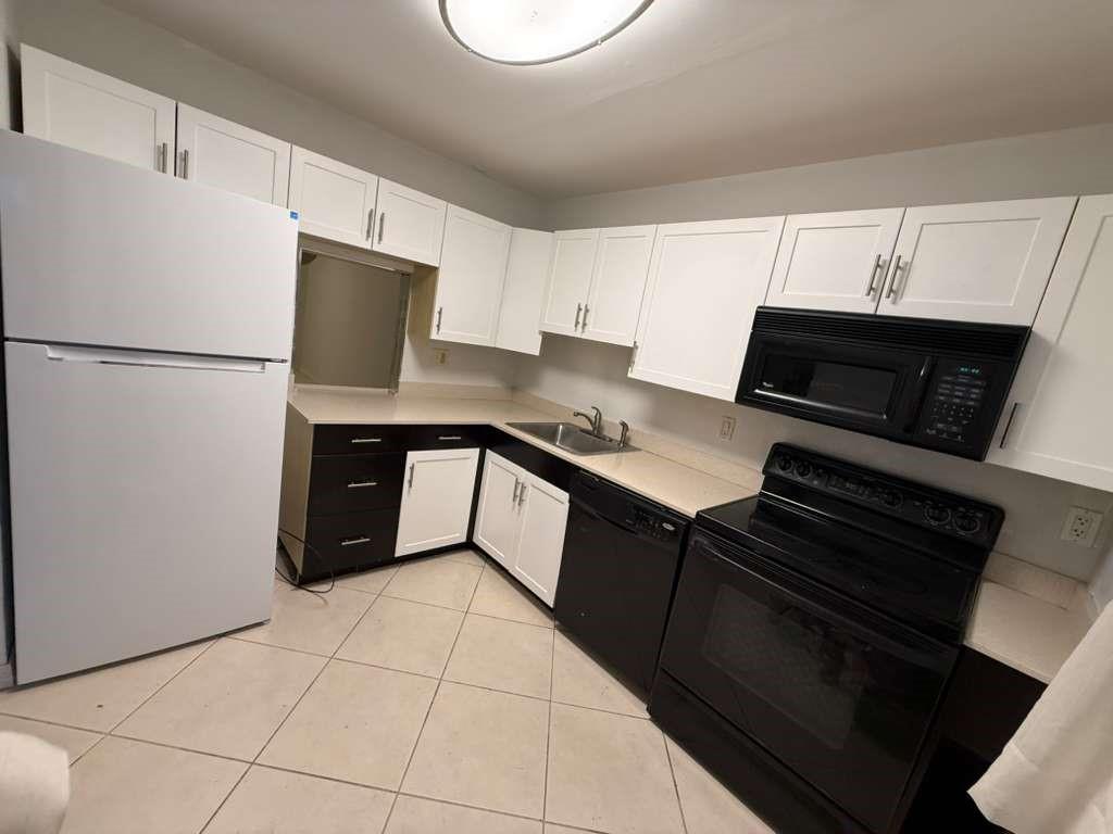 Coral Spring Gardens Cond - Residential Lease
