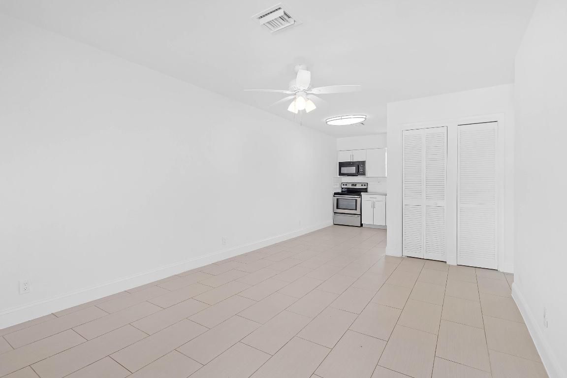 BOCA RATON SQUARE GATEWAY - Residential Lease