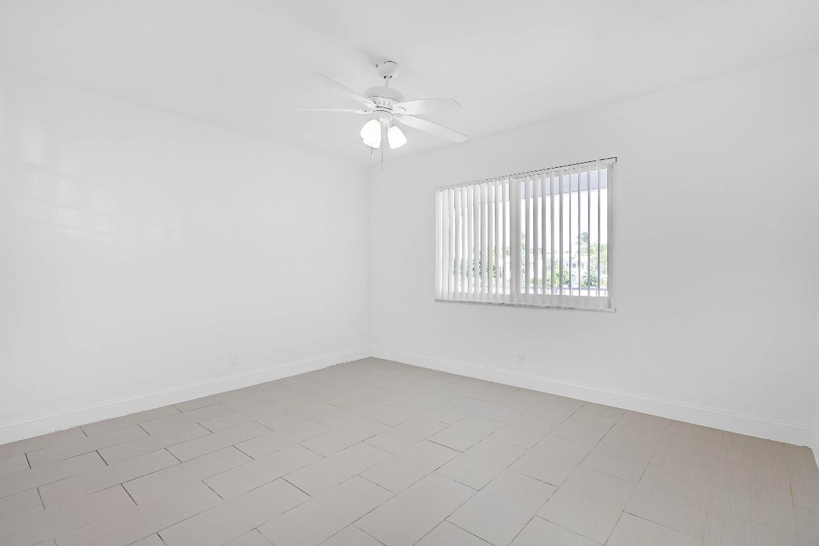 BOCA RATON SQUARE GATEWAY - Residential Lease