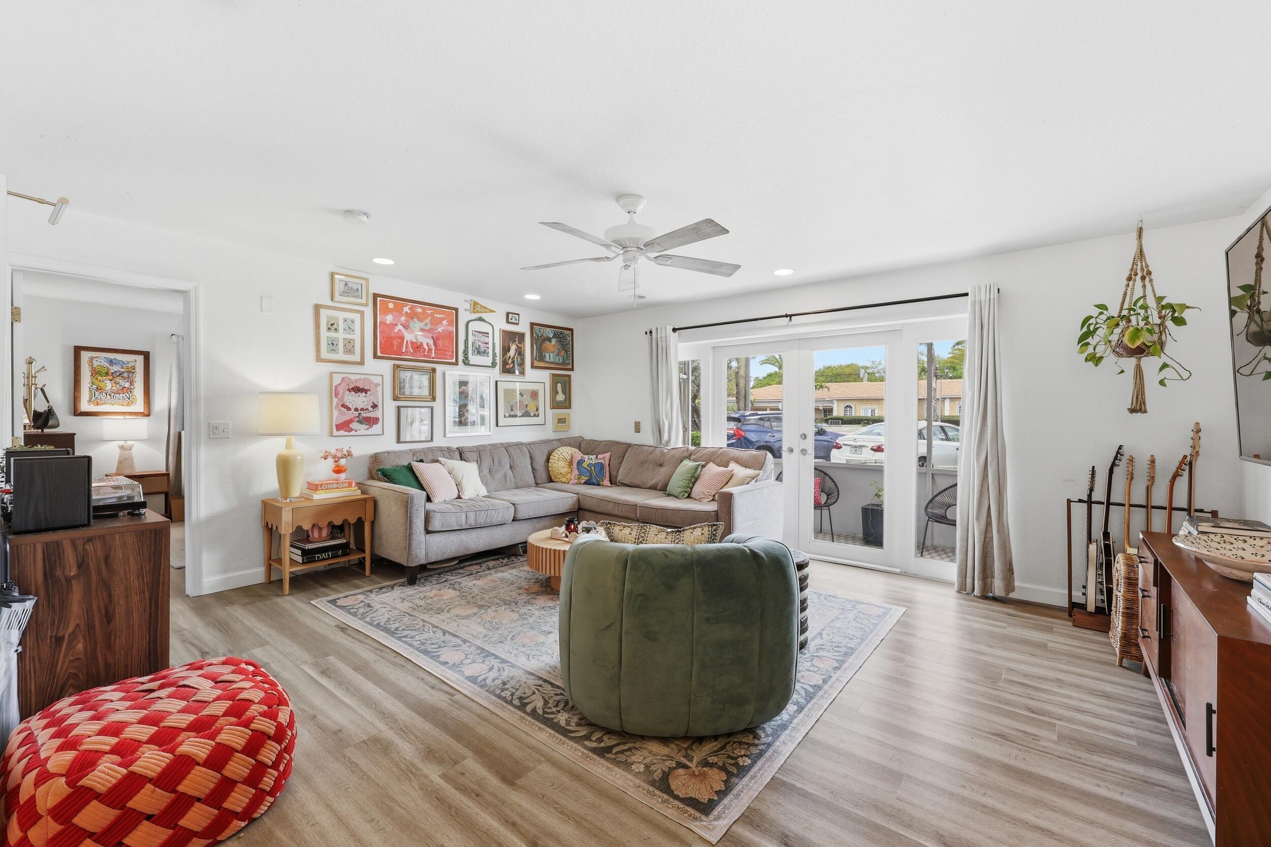 MANSON CONDO - Residential