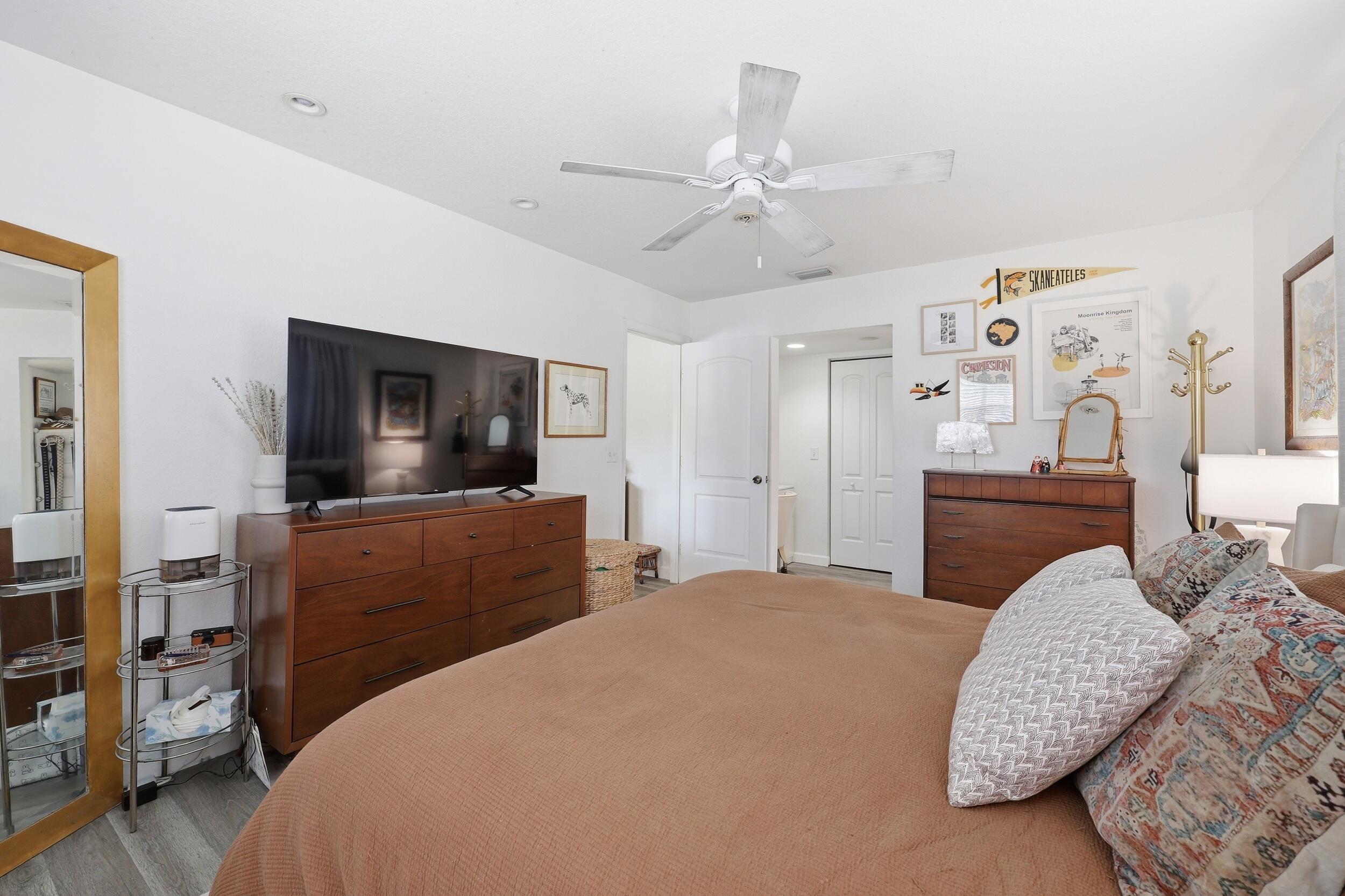 MANSON CONDO - Residential