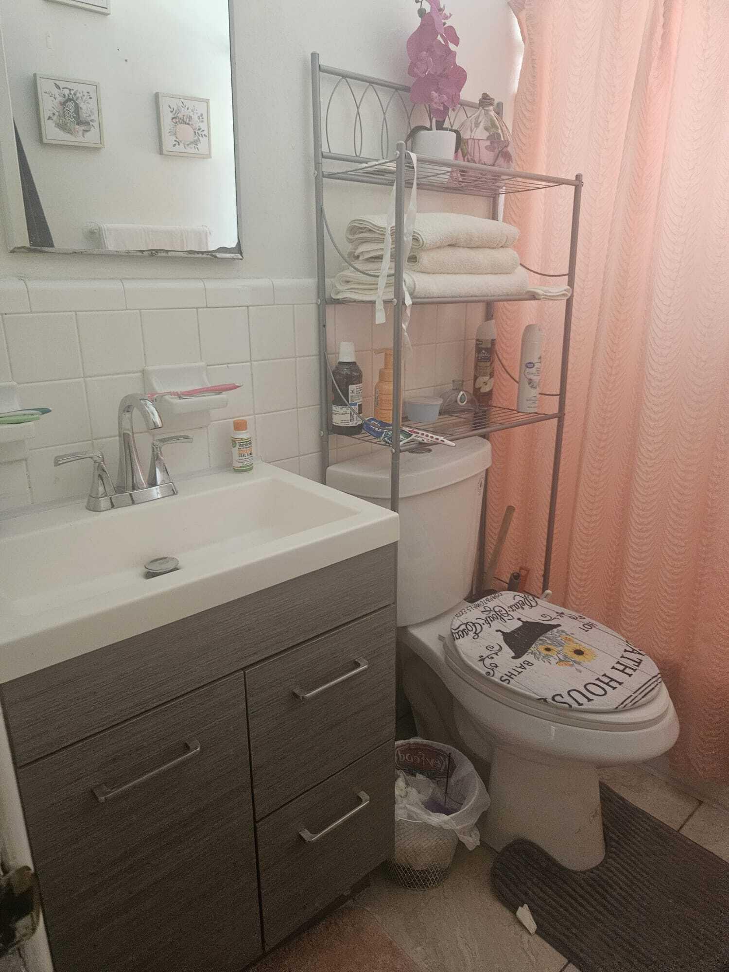 ACRES LAKE ESTATES - Residential