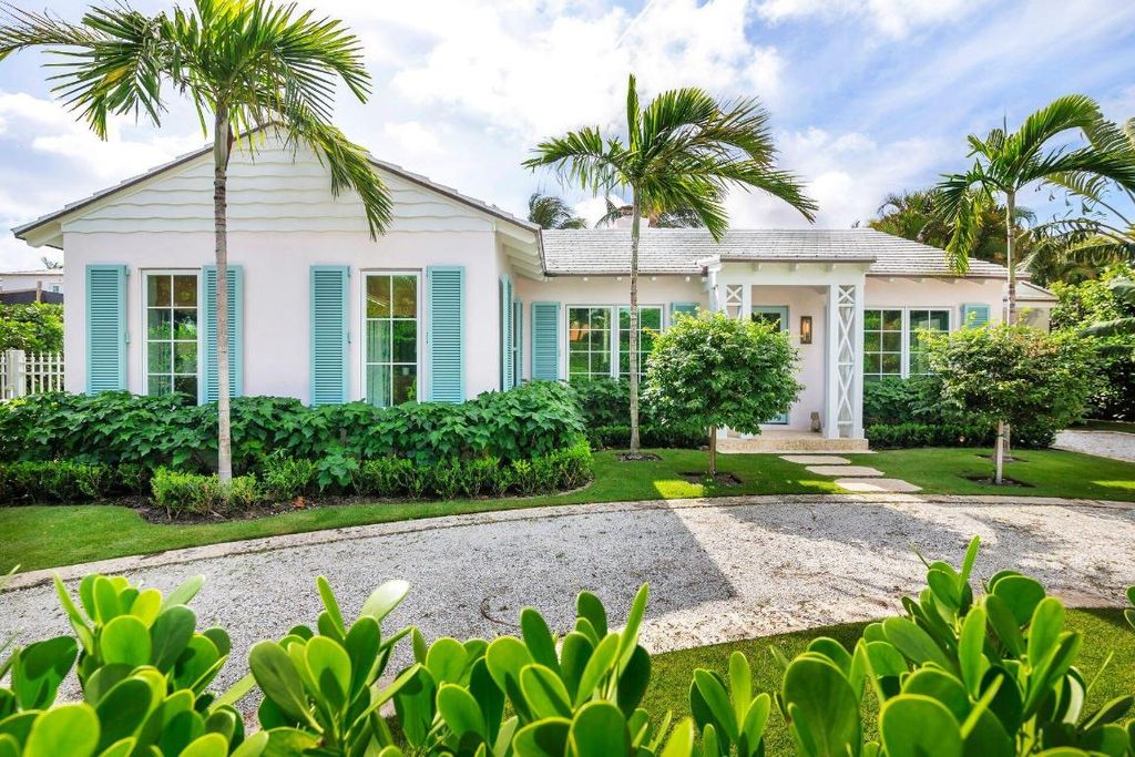 Photo of 266 Colonial Lane, Palm Beach, FL 33480 (MLS # R11139727)