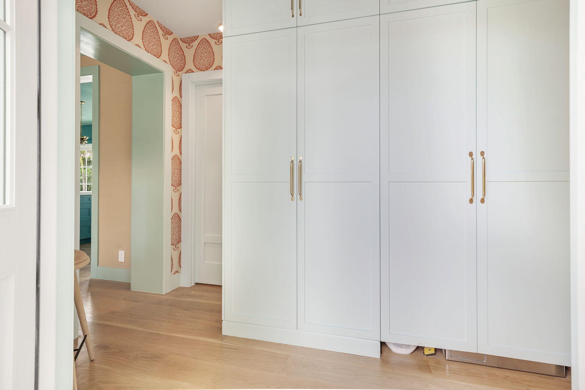 EL ENCANTO 2 - Residential Lease