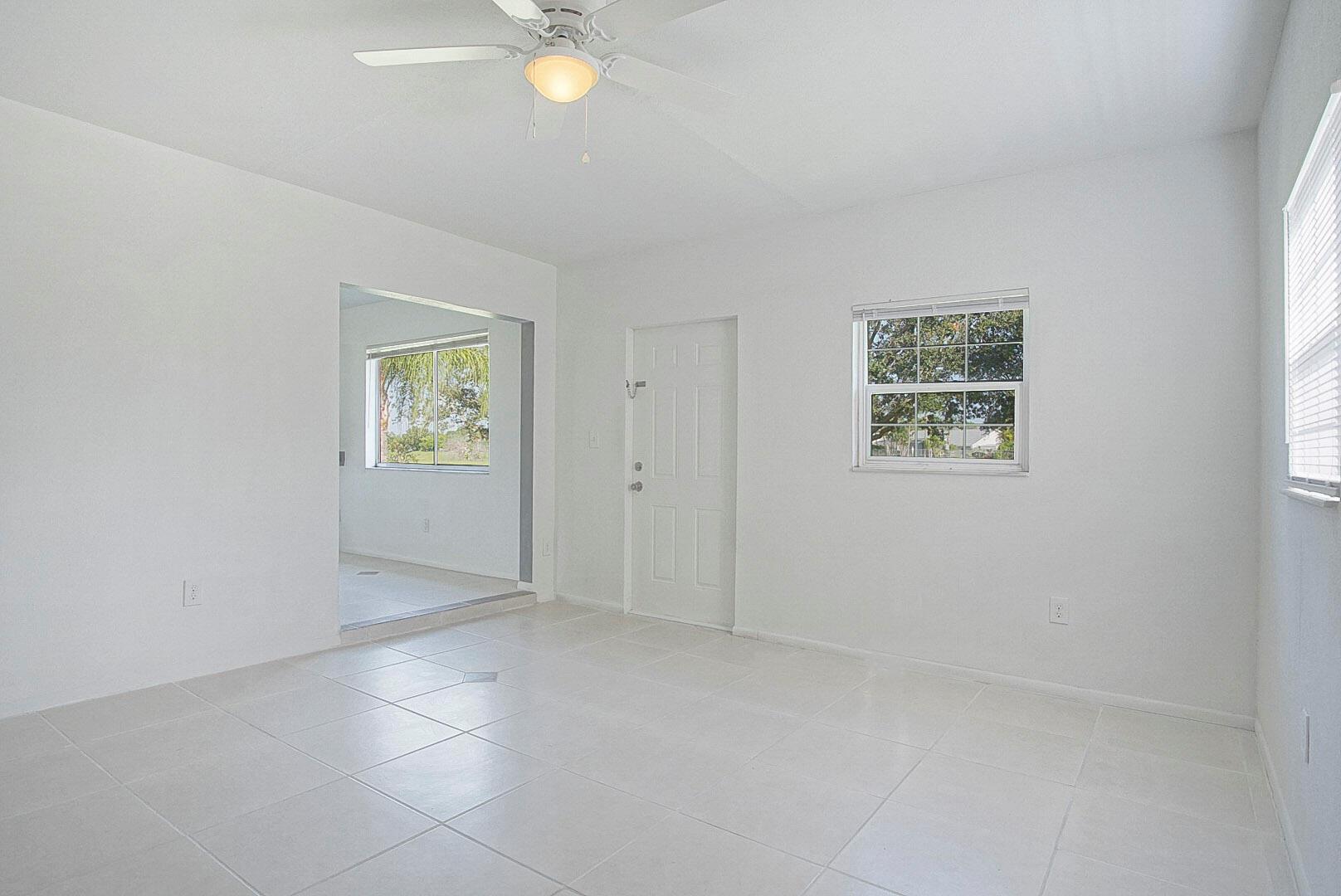 PORT ST LUCIE SECTION 42 - Residential Lease