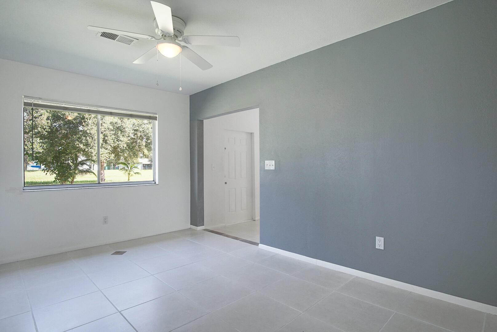 PORT ST LUCIE SECTION 42 - Residential Lease