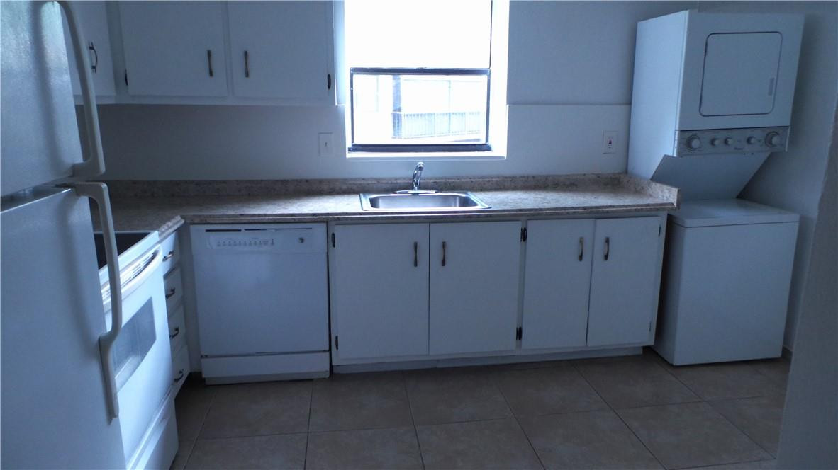 Raintree Forest Condo - Residential Lease