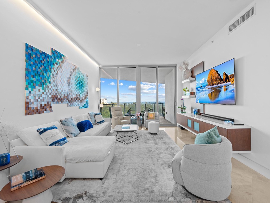 701 N Fort Lauderdale Beach Boulevard 704